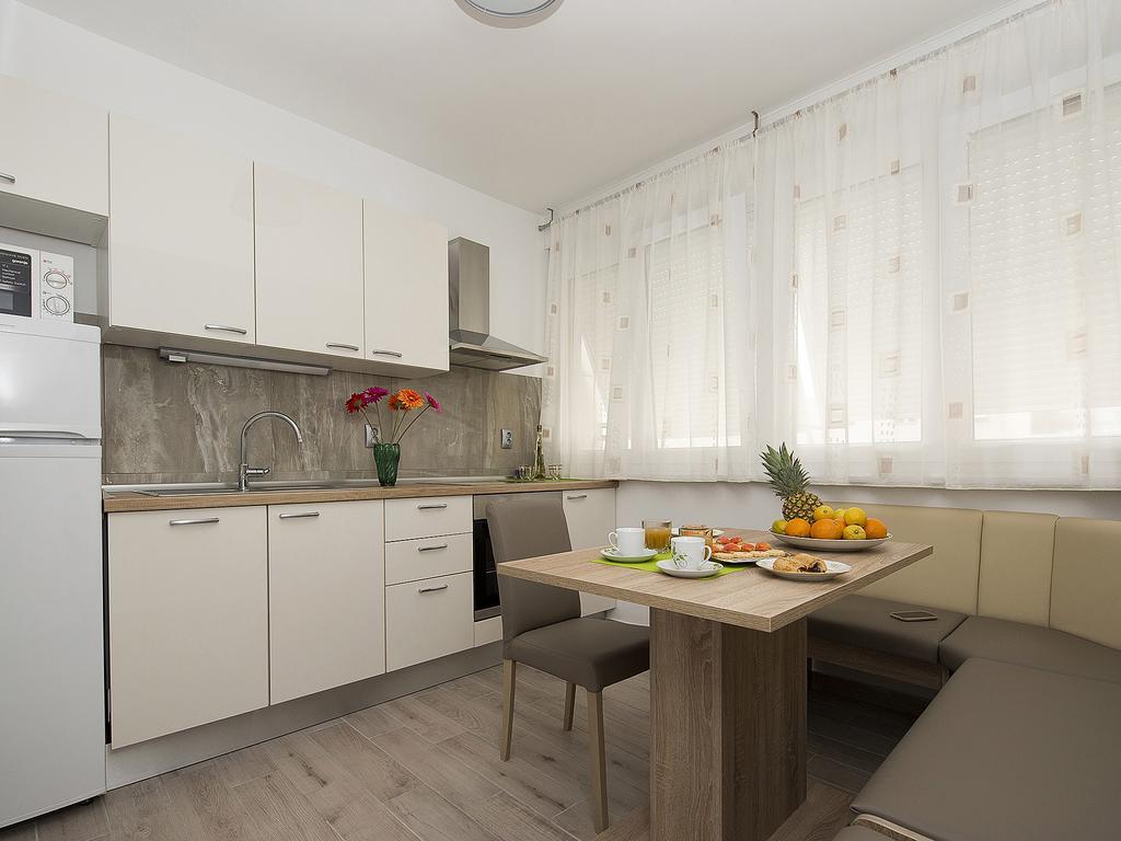 Apartment Bal Spalato Esterno foto